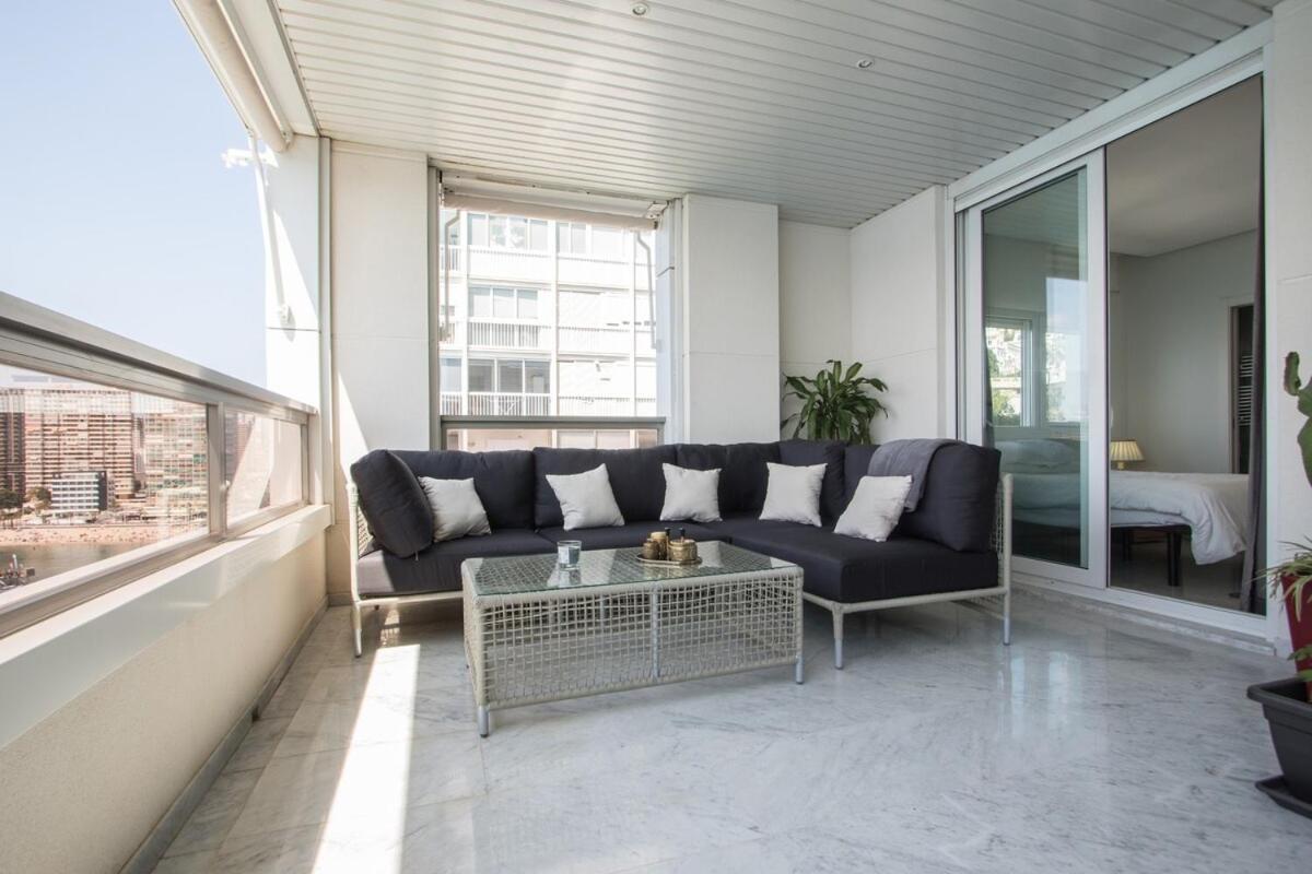 Excellent In Front Of The Sea! Apartment Benidorm