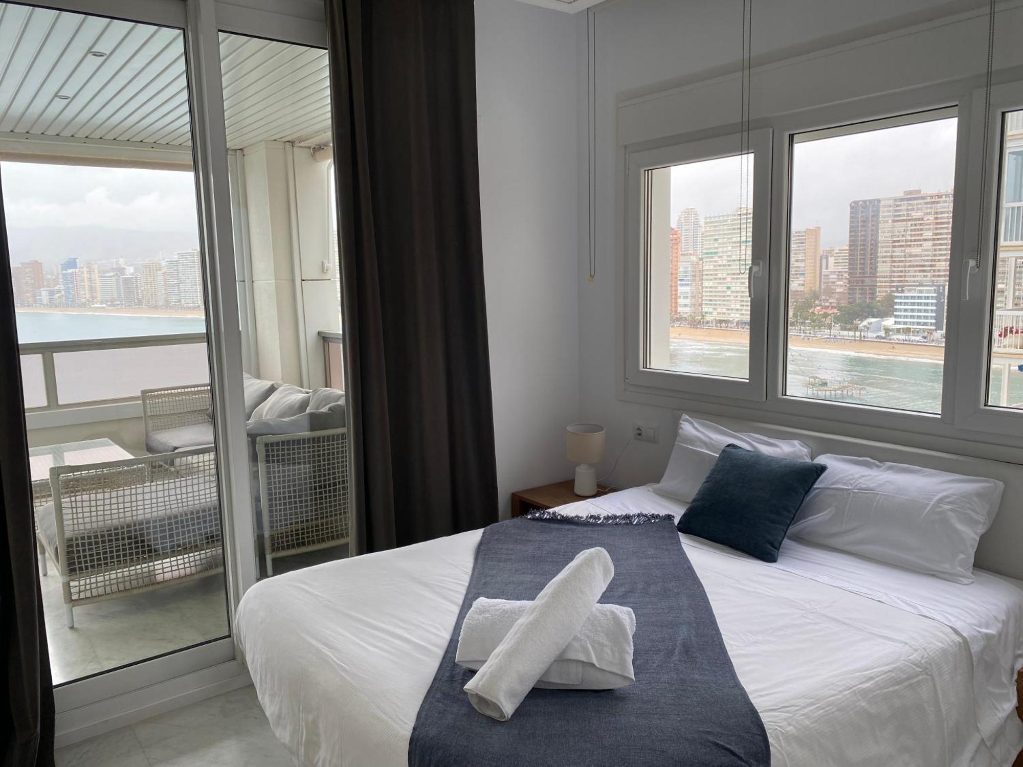 Apartment Excellent In Front Of The Sea! Benidorm
